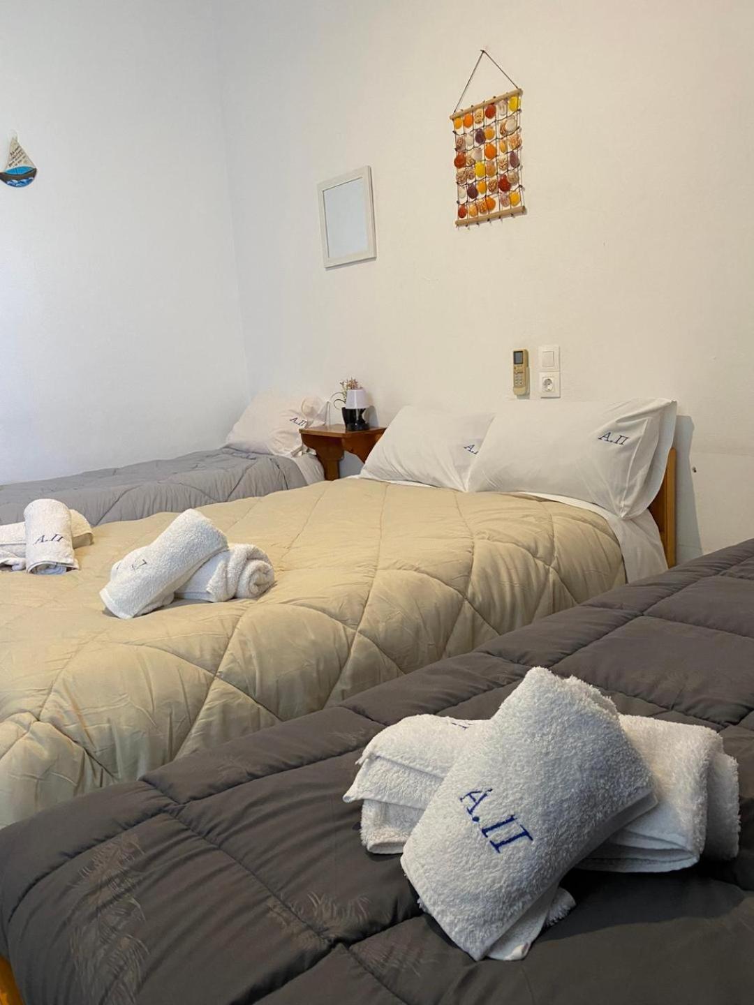 Alexandra Studios Néos Pírgos 外观 照片