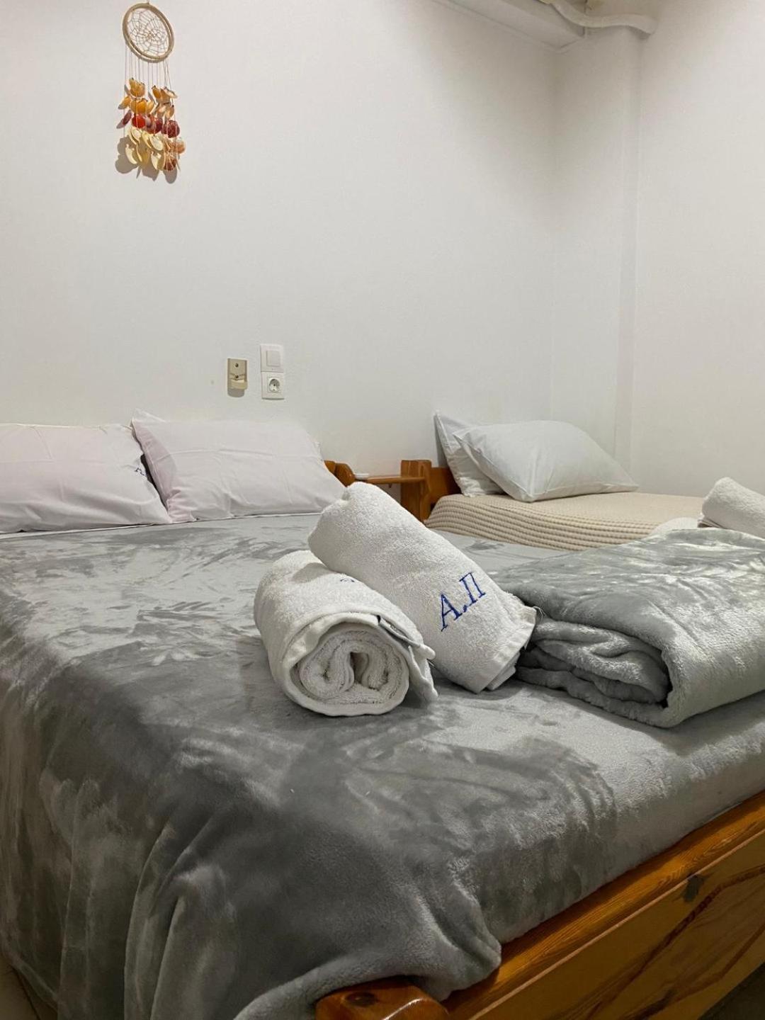 Alexandra Studios Néos Pírgos 外观 照片